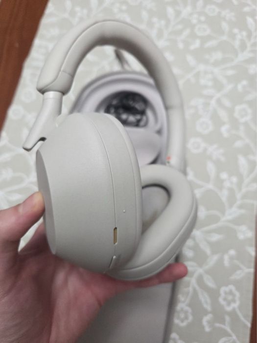 Sony wh-1000xm5 слушалки