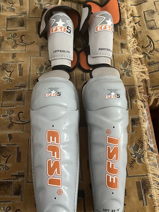 Продам комплект хоккейной формы