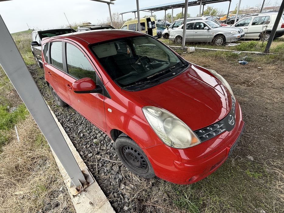 Нисан Ноте 1.6 109 кс 2008 г автомат на части