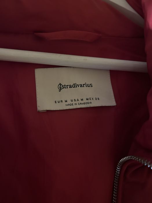 Зимно яке Stradivarius