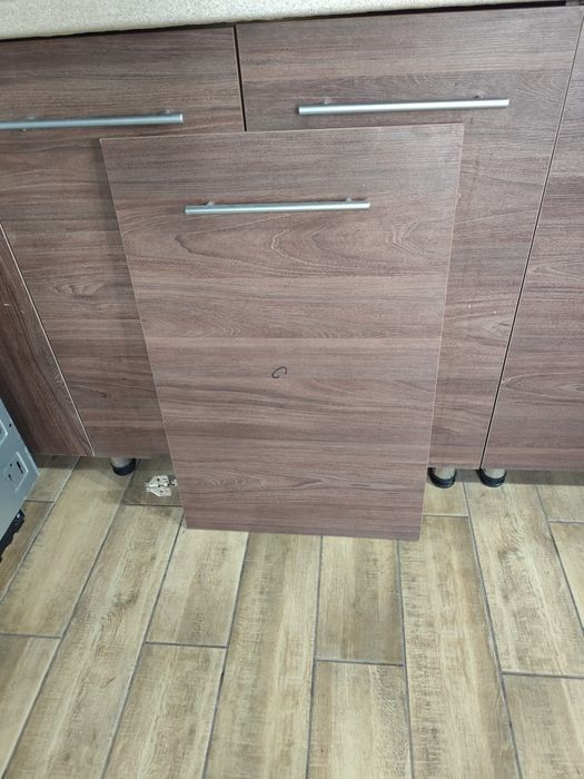 Мебель кухонный гарнитур , шкаф