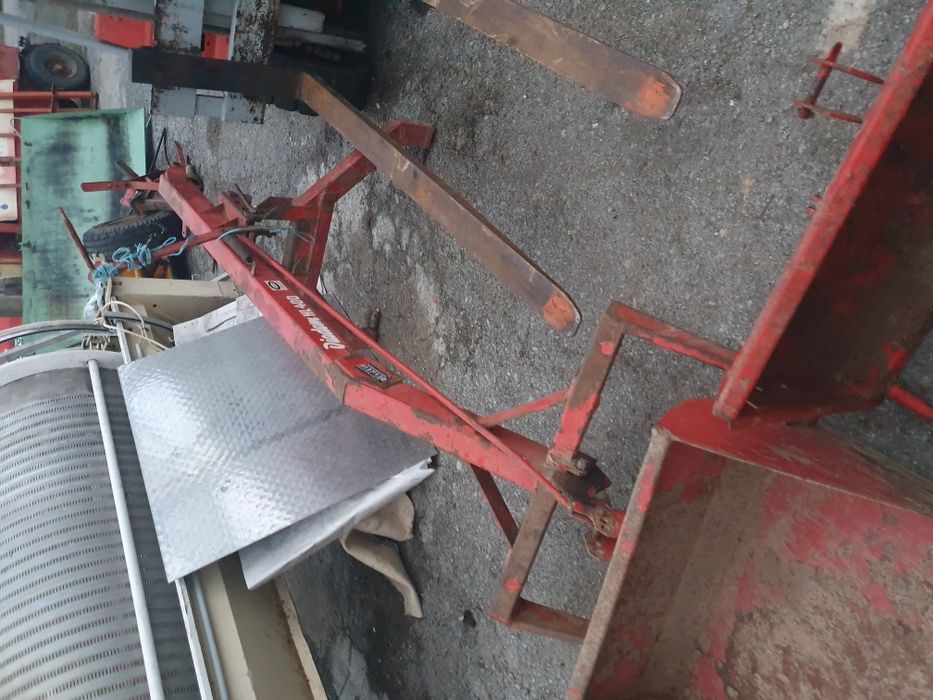 Заден товарач