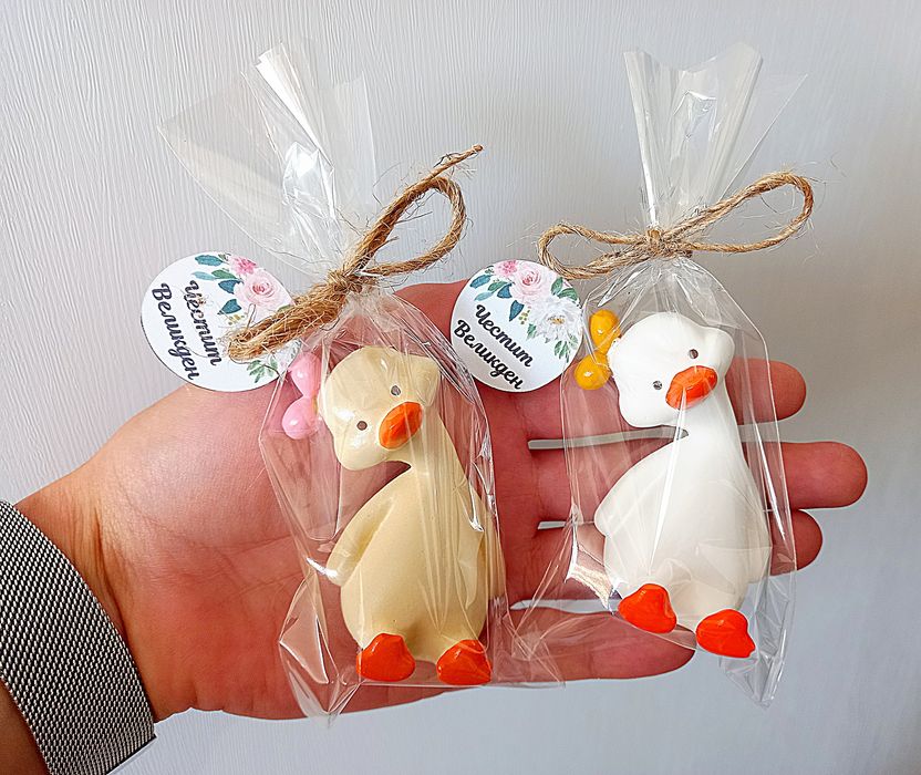 8 март ,Великден, баба Марта(магнити) подаръчета