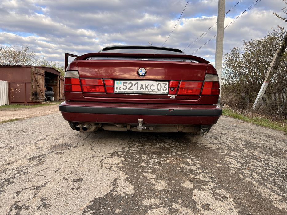 Продам БМВ Е34…..