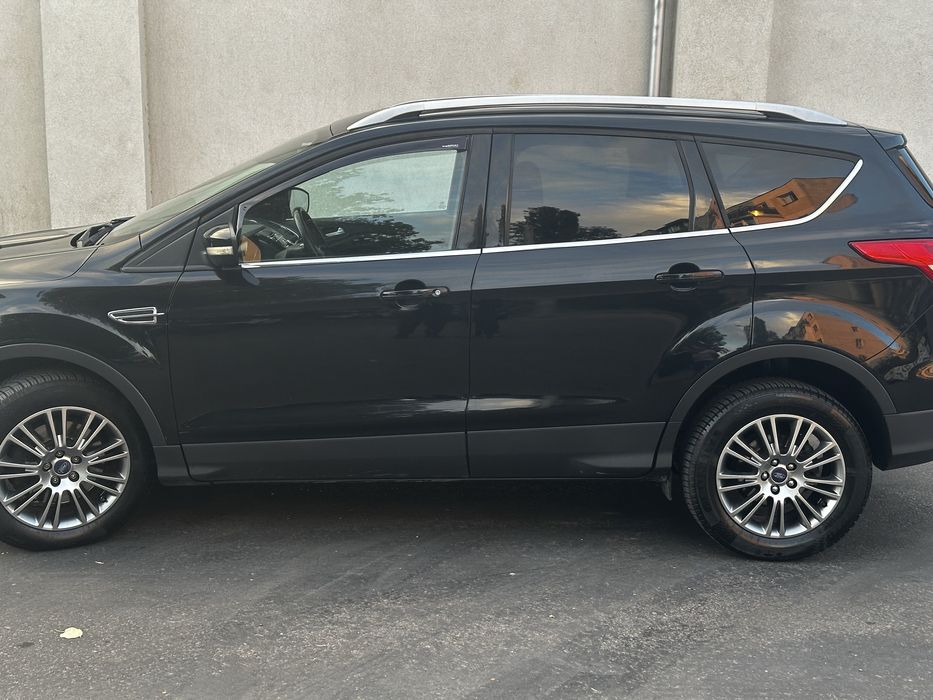 Ford kuga  2.0 TDCI 4x4 an 2014