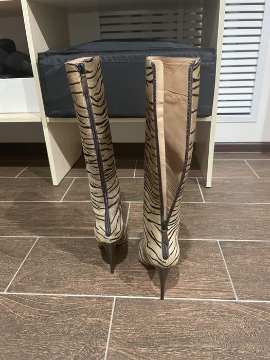 Сапоги пр-во  Италия  новые