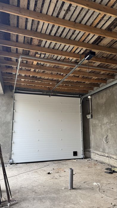 Секционные ворота ремонт и установка