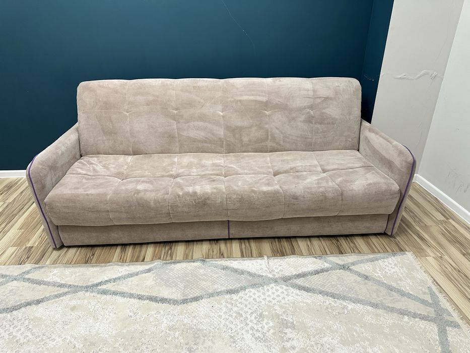 Диван 2 метра самовывоз, ковер в подарок