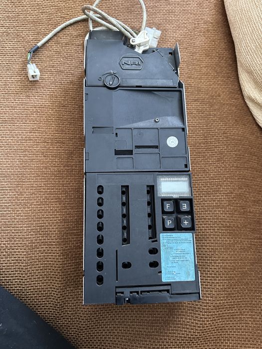 Монетник за кафе автомат