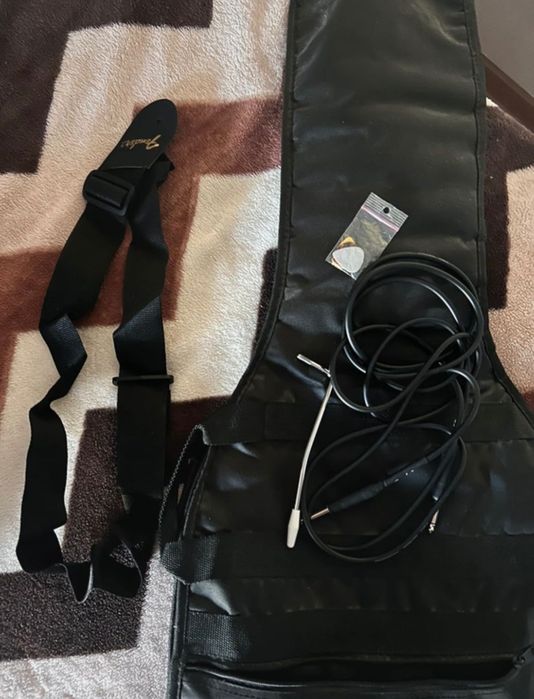 Chitară electrică Fender nefolosită