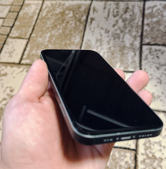 Продам Iphone 13 256GB