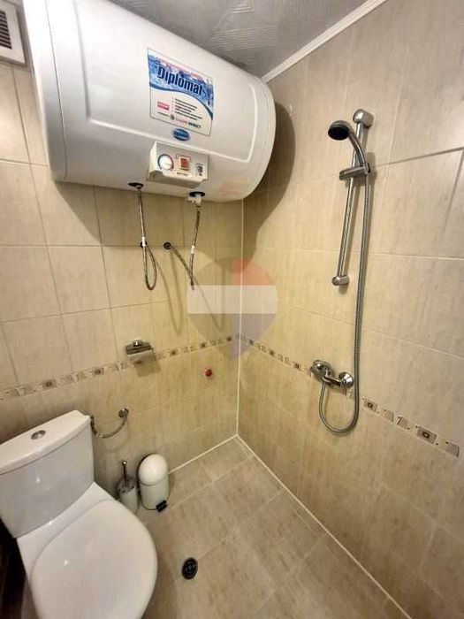 Дава се под наем Двустаен апартамент в Варна, Аспарухово - 65 кв.м за 350 € - Снимка #16