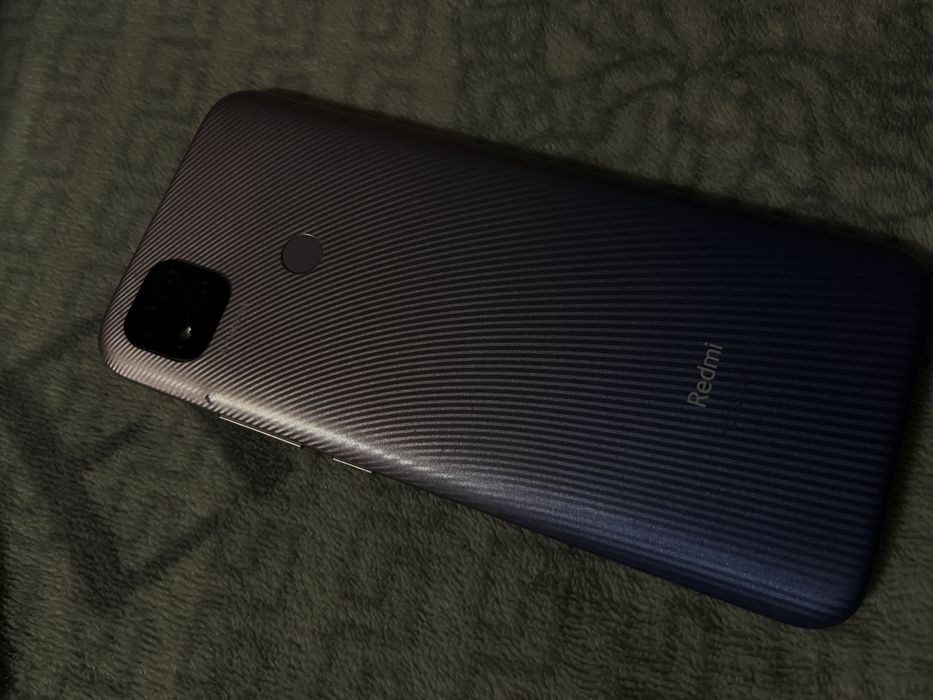 Срочно продам телефон