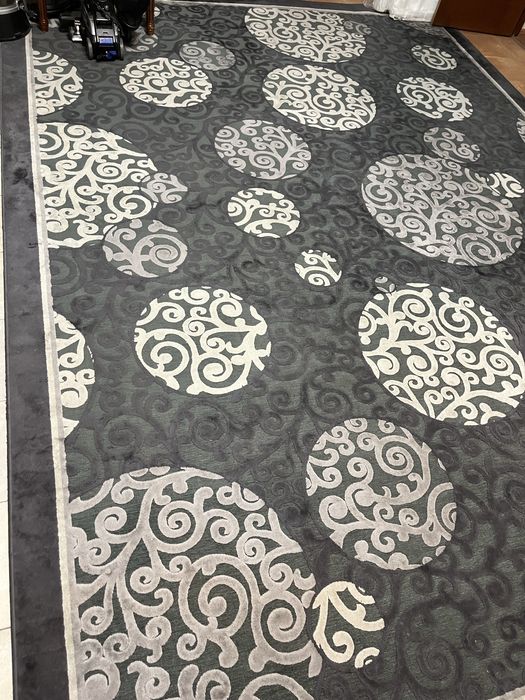 Продаю ковер 290х395