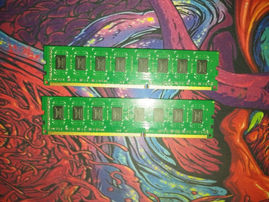 ОЗУ 2 плашки по 4гб ddr3