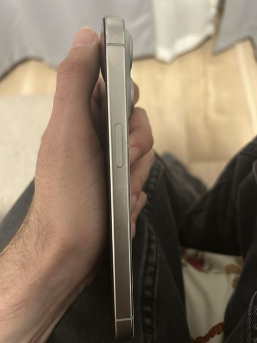 Vand iphone 15 pro 256 GB 5G