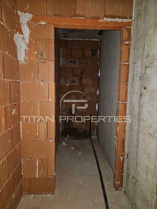 Продава се Тристаен апартамент в Пловдив, Коматево - 91 кв.м за 1455 €/кв.м - Снимка #5