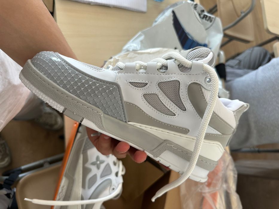 Papuci louis vuitton