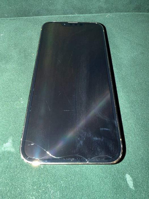 Iphone 13 pro 128gb 81% baterie