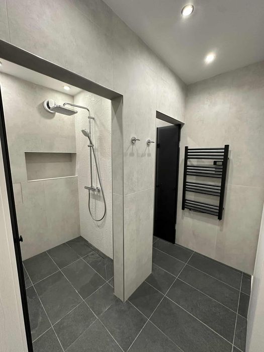 Дава се под наем Тристаен апартамент в Варна, Трошево - 100 кв.м за 1050 € - Снимка #13