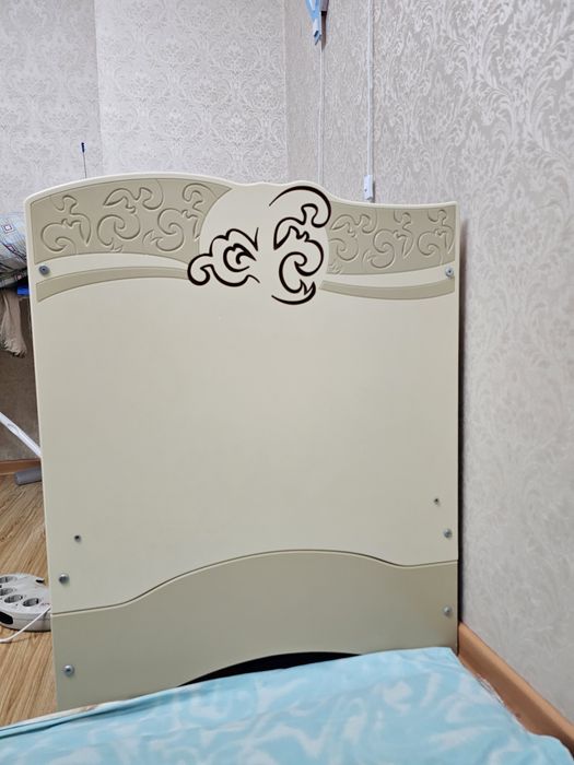 Детская кроватка.