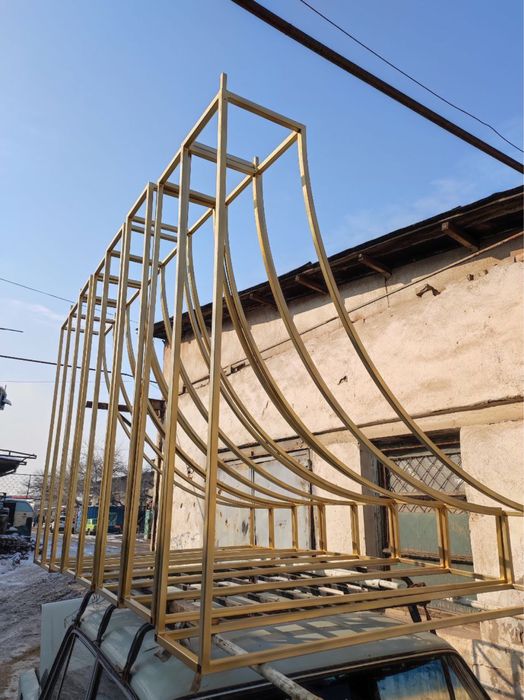 Oformleniya uchun Sahna sotiladi 100% yangi. Buxoro arka yasab beramiz