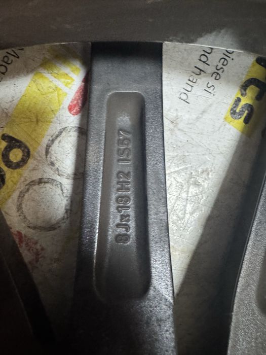 2 bucati Janta jante aliaj bicolora R18 BMW seria 1 seria 2 F40 F44