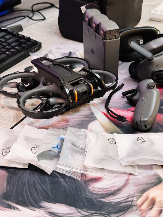 Дрон DJI Avata 2 Fly More Combo (3 батареи) серый