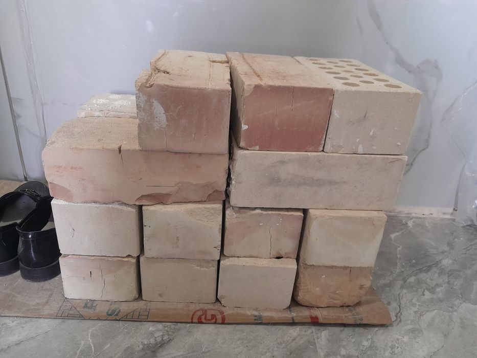 Отдам бесплатно кирпичи