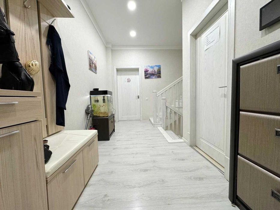 СРОЧНО Продается коттедж 4 комнаты 165 м2 Мирабад улица Фергана Йулли