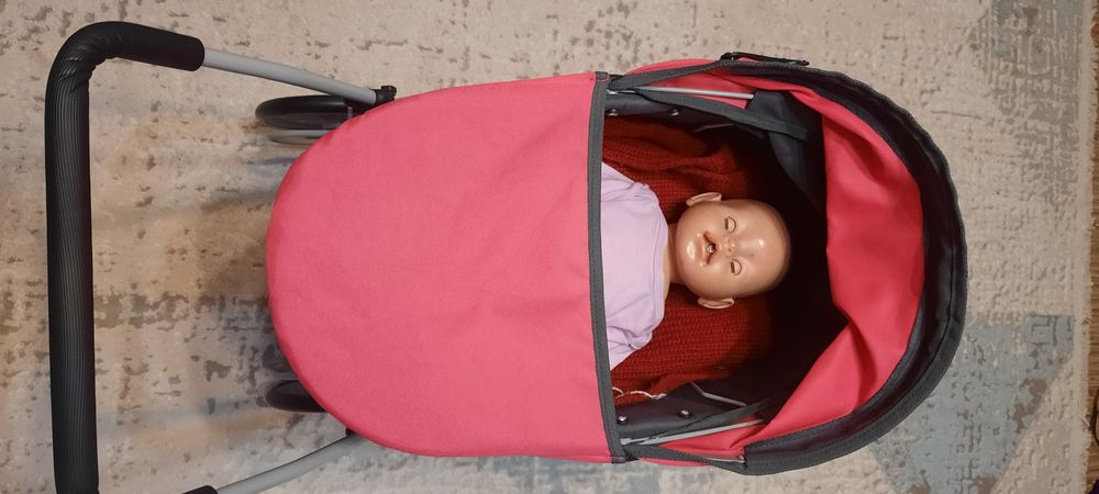 Коляска для кукол