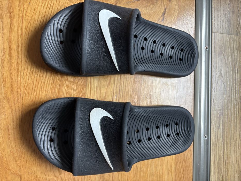 Nike slapi/pauci bazin