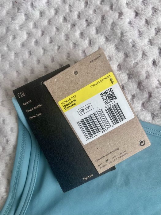 Спортен топ Nike pro