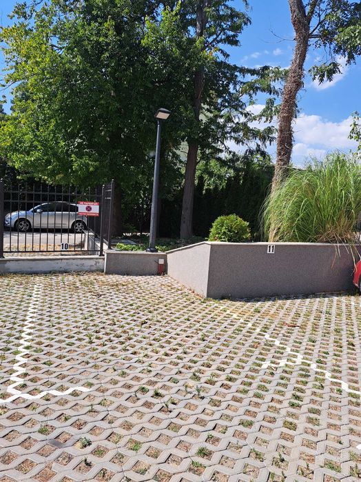 Дава се под наем Двустаен апартамент в к.к. Св.Св. Константин и Елена - 76 кв.м за 612 € - Снимка #19