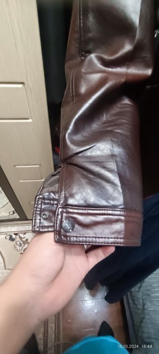 Куртка осенняя.    .