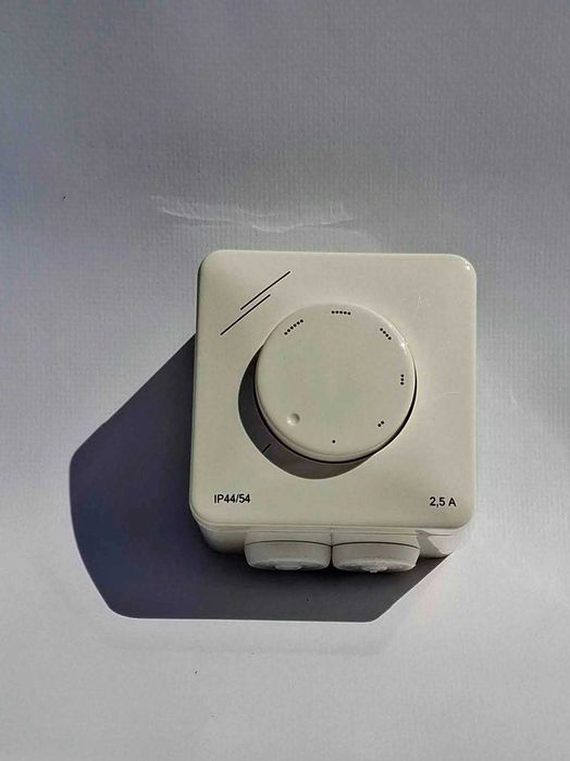 Регулатор за вентилатор монофазен 2,5 А