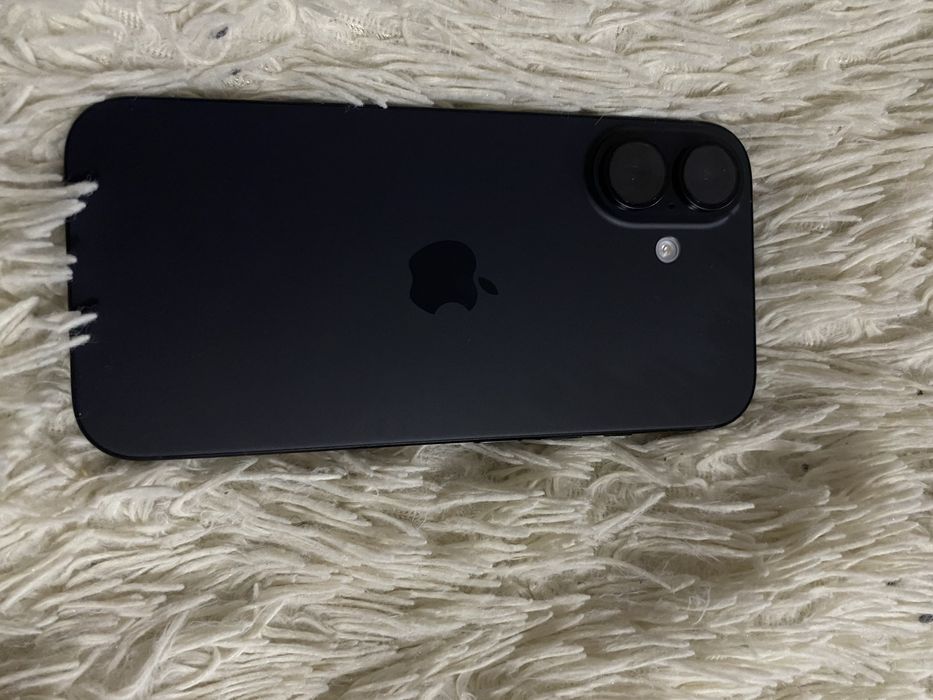 Продам 16 айфон  в отличном состоянии