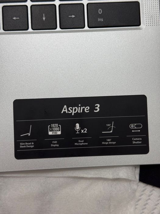 Acer Aspire 3 Почти новый!