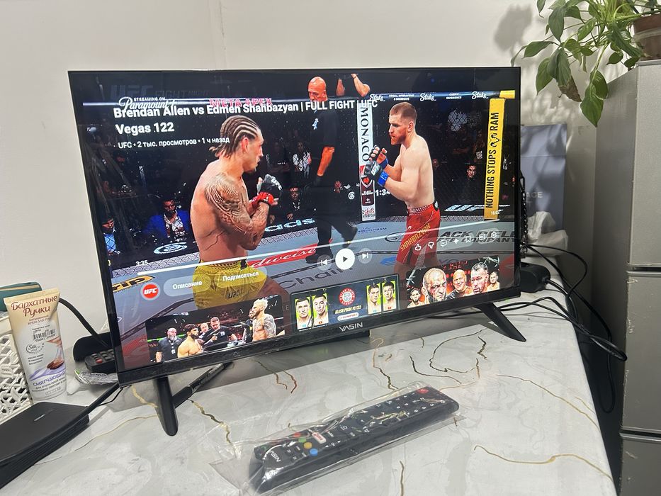Smart TV /yasin телевизор 61см