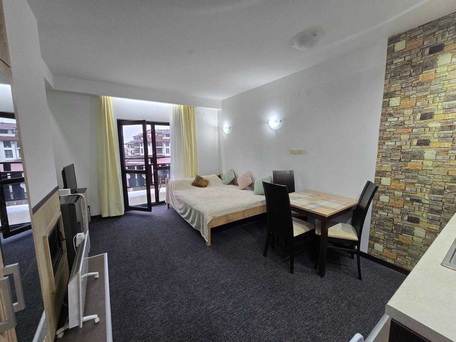 Cтудио с ново обзавеждане под наем в Банско