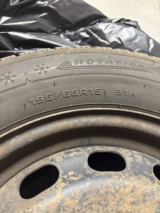 Зимни гуми с джанти Dunlop Winter Sport 5 195/65/15 DOT3424