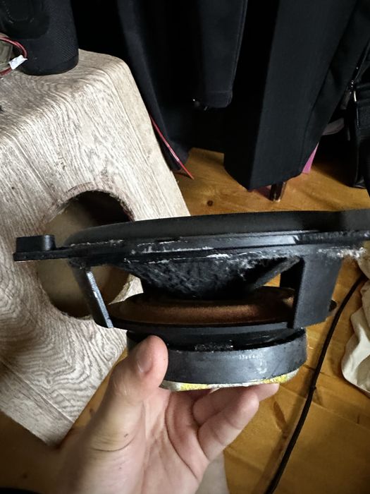 Сабвуфер,динамик
