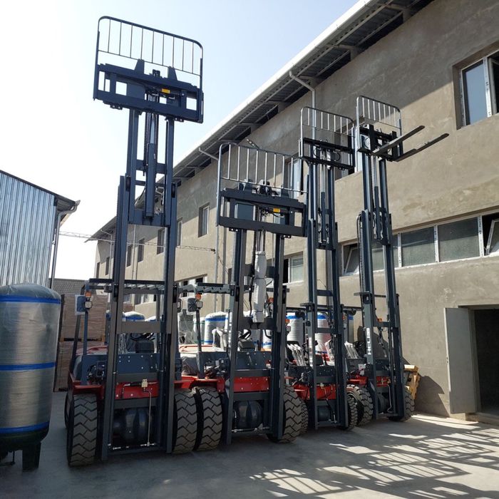 Электрический вилочный погрузчик склад техника спецтехника HELI кара