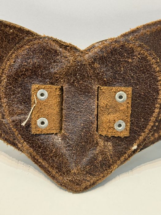 Дамски VINTAGE  колан от естествена кожа. 103см