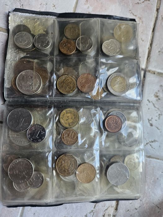 Продам монеты коллекционные