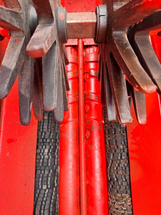 ZMAJ 214 Culegătoare de porumb