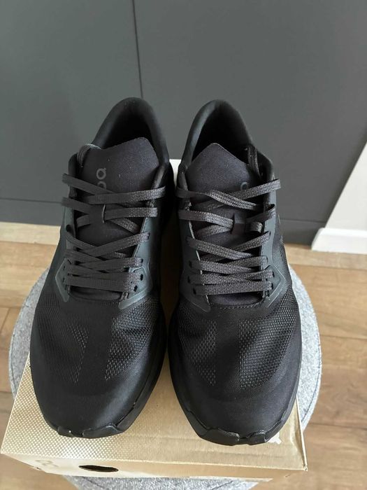 Кроссовки On Cloudzone