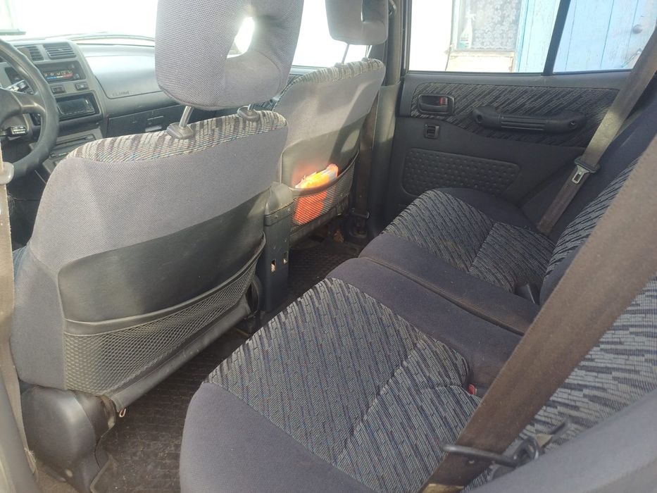 Продам toyota rav 4