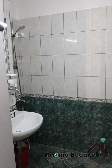 Продава се Тристаен апартамент в София, Център - 76 кв.м за 1467 €/кв.м - Снимка #9