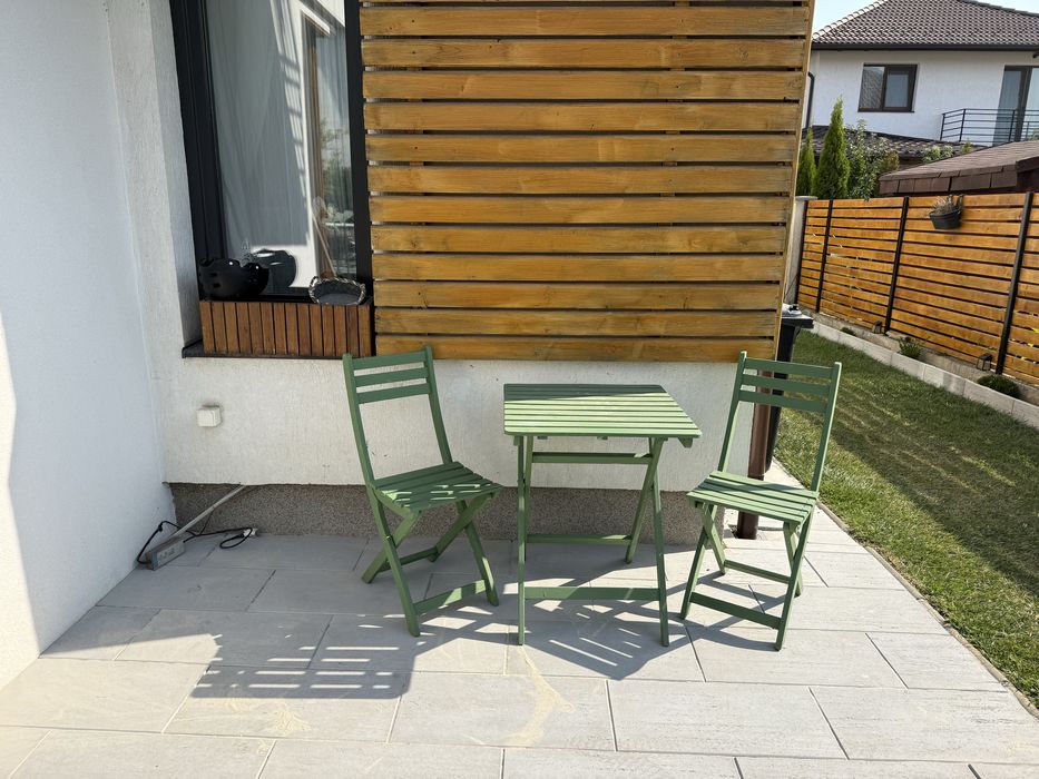 Vand masuta si scaune gradina